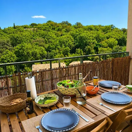 2 Clim Parking Grimaud